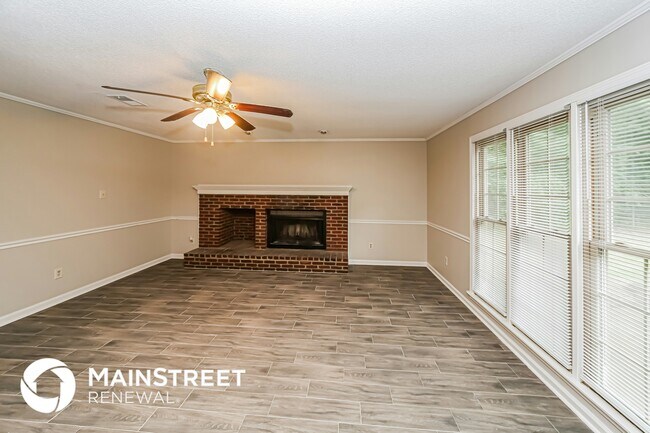 Foto del edificio - 4418 Lansford Dr