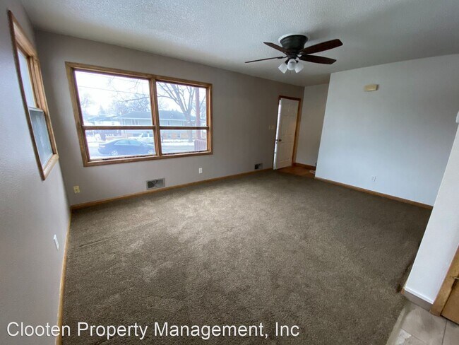 Building Photo - 4 br, 2 bath House - 2112 East Avenue D