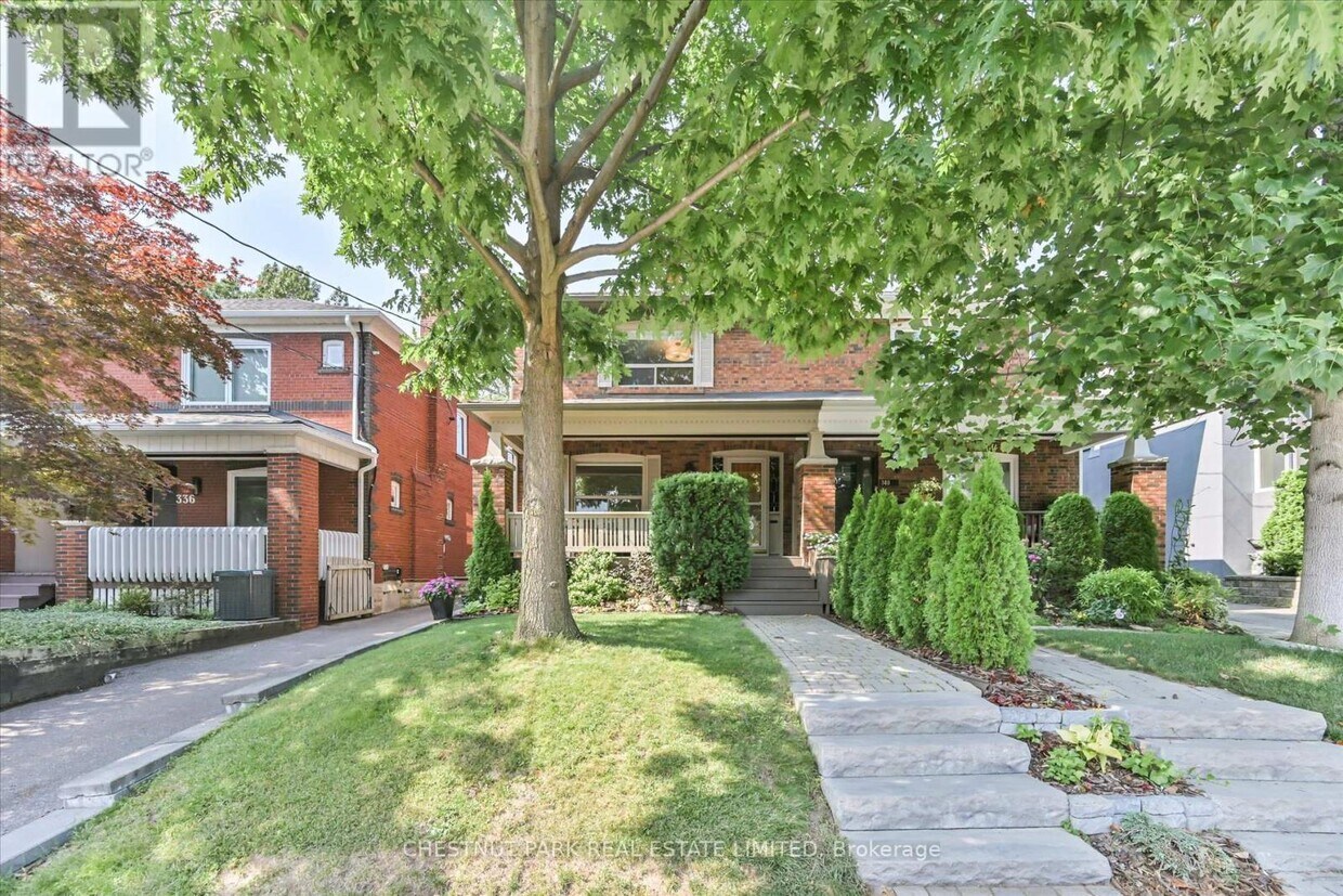 Primary Photo - 338 Manor Rd E