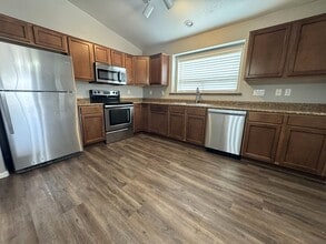 Building Photo - 1345 W Corriente Dr