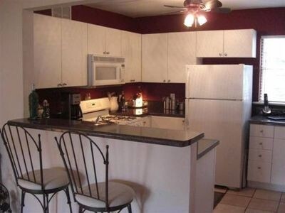 Foto principal - 2230 Cheshire Bridge Rd NE