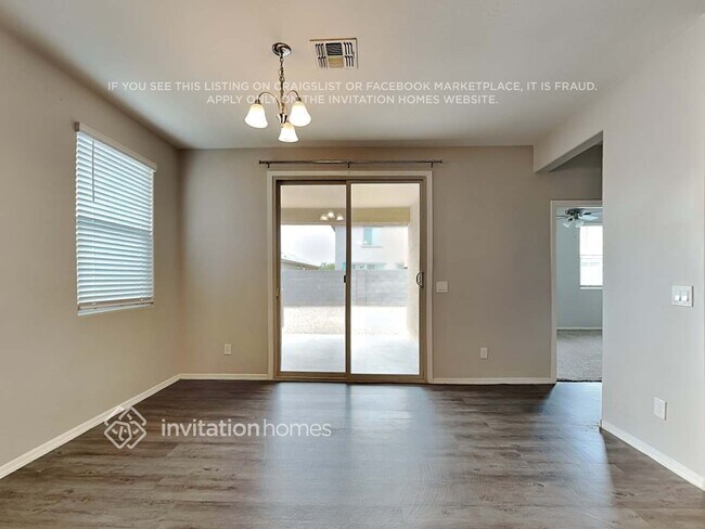 Foto del edificio - 17545 W Jessie Ln