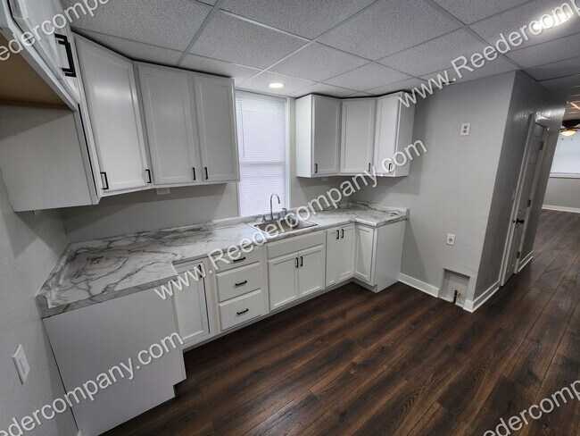 Foto del edificio - 3919 Alder St