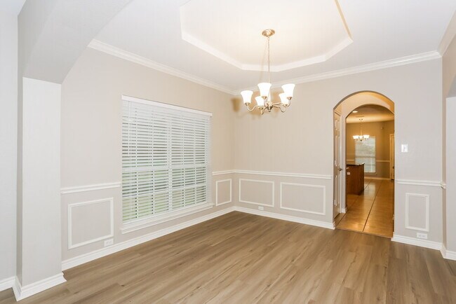 Building Photo - 102 Hartley Ln