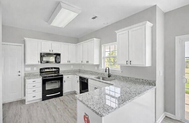 Foto del edificio - 712 E Camelton Dr