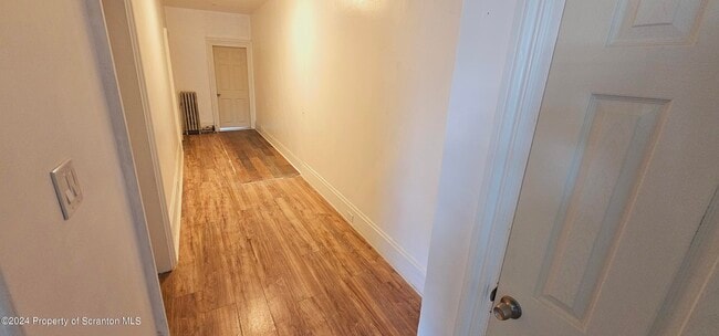 Foto del edificio - 1319 Washburn St