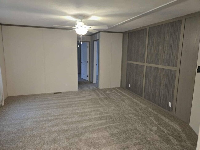 Building Photo - 613 Polk St