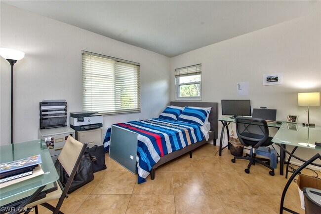 Foto del edificio - 1155 Sandpiper St