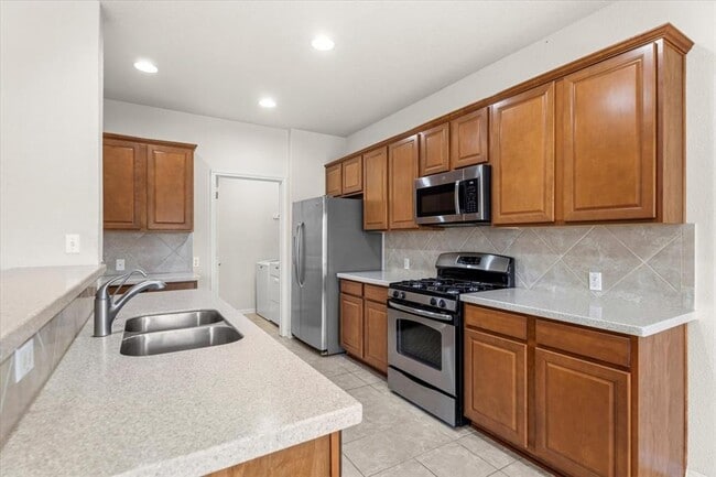 Building Photo - 20512 Raptor Roost Road