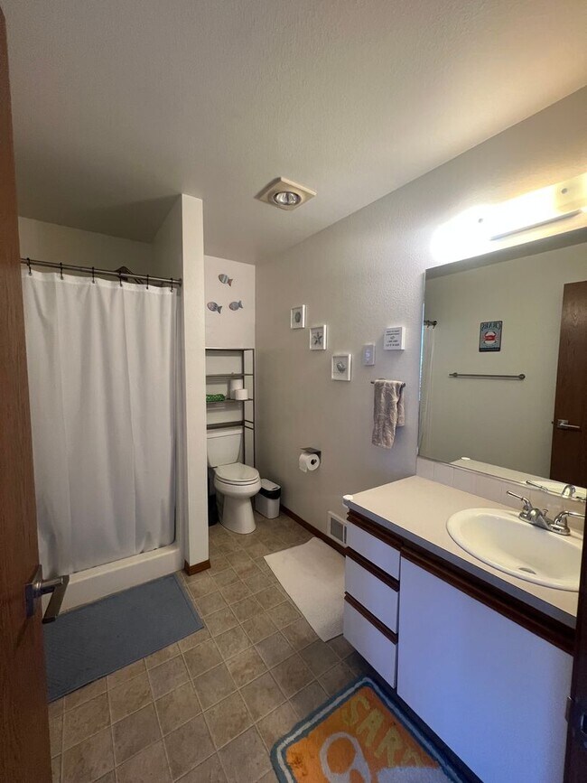 Foto del edificio - 2Bd 2Ba Waterfront Mariners Cove Condo in ...