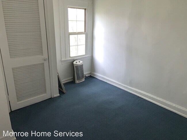 Building Photo - 3 br, 1 bath House - 326 S. Payson St
