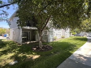 Building Photo - 11839 Cloverbrook Ln