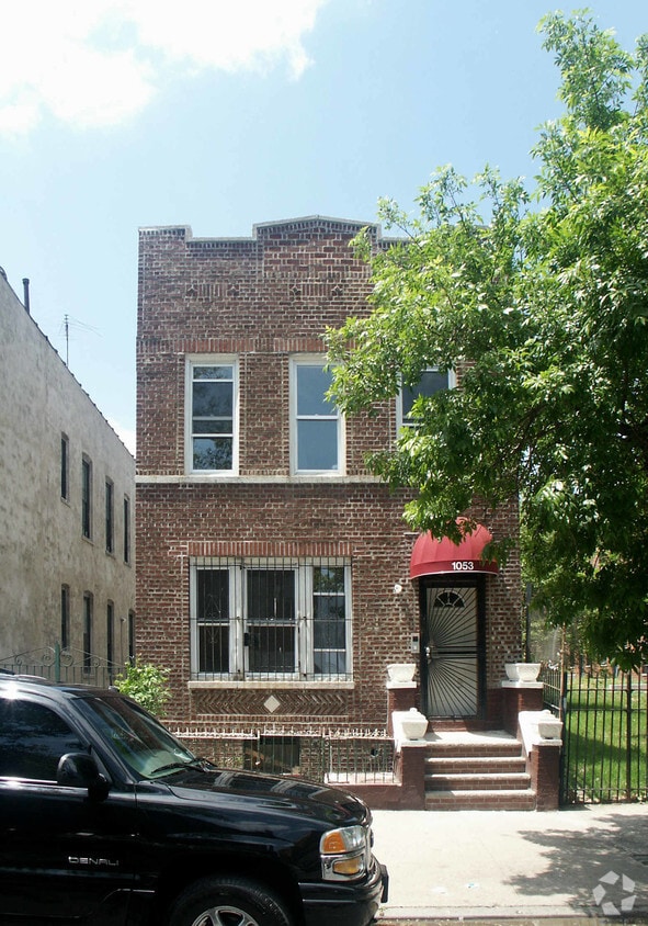 1053 Longfellow Ave, Bronx, NY 10459 Apartments in Bronx, NY