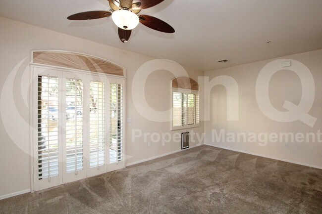 Foto del edificio - 18250 N 32nd St