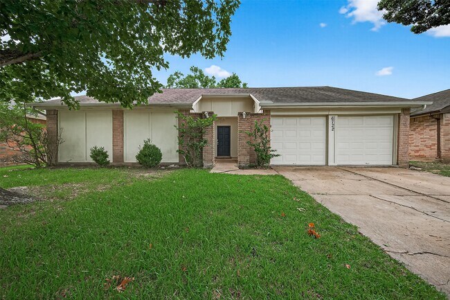 Foto del edificio - 6722 Kearney Dr