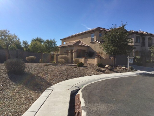 Primary Photo - 11805 Alava Ave