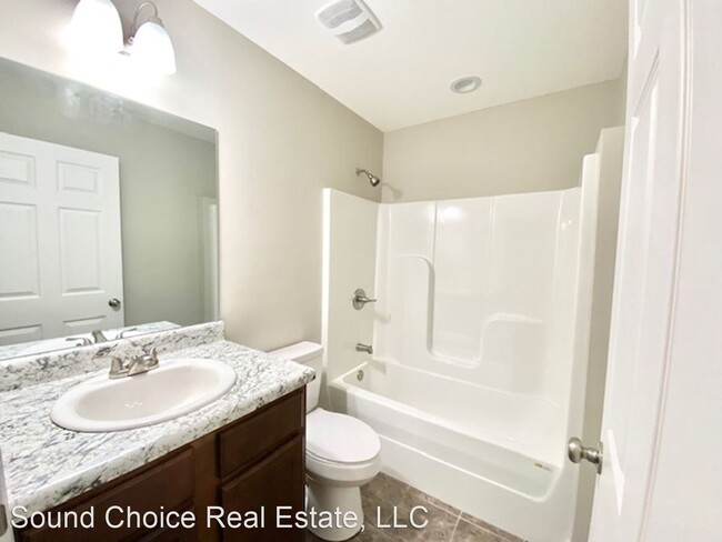 Building Photo - 3 br, 2 bath House - 331 Passion Flower St...