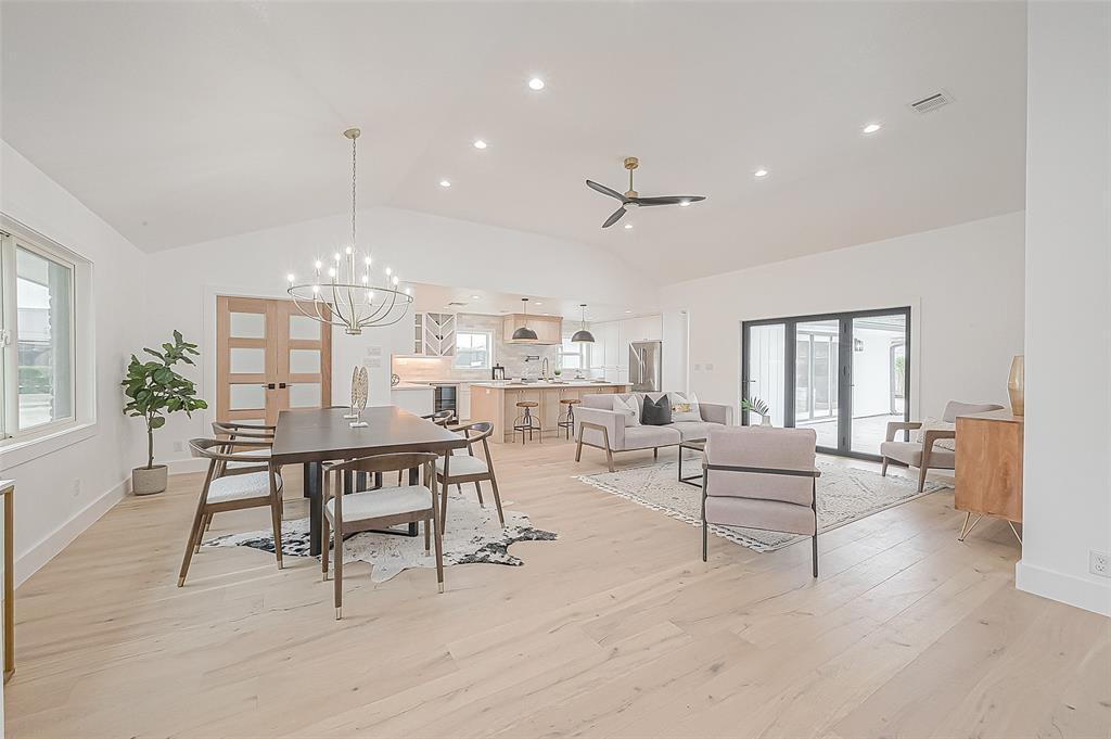Foto principal - 6254 Locke Ln