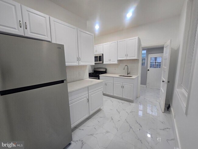 Foto del edificio - 2826 N 27th St