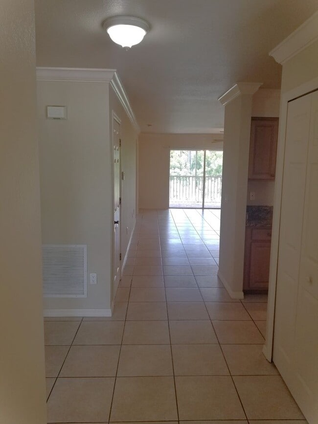 Interior Photo - Santa Barbara Villas - Move in Special