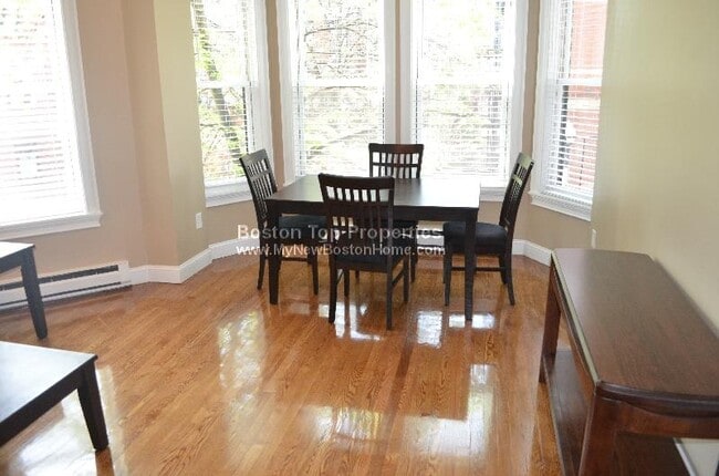 Foto del edificio - 537 Columbus Ave