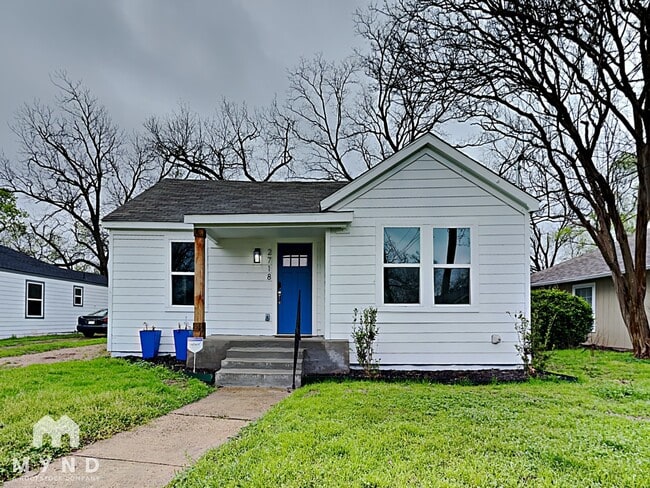 Building Photo - 2718 Lawrence St