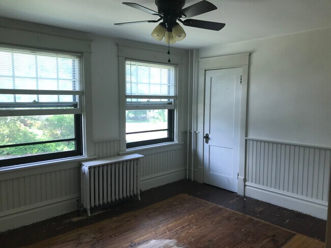Building Photo - 344 Park Ave
