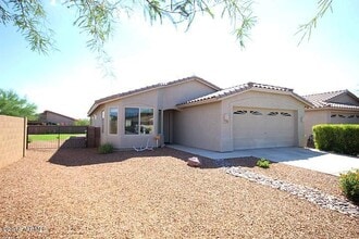 Building Photo - 8851 N Palo Verde Bluffs Pl
