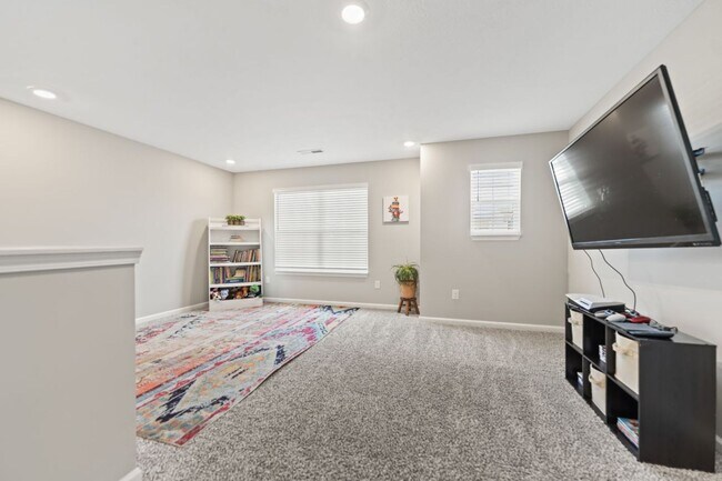 Foto del edificio - 8609 Warbler Br Wy