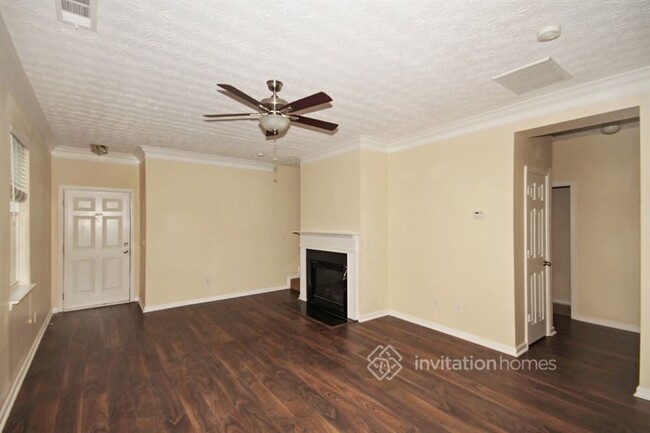 Building Photo - 174 Silver Fox Trl