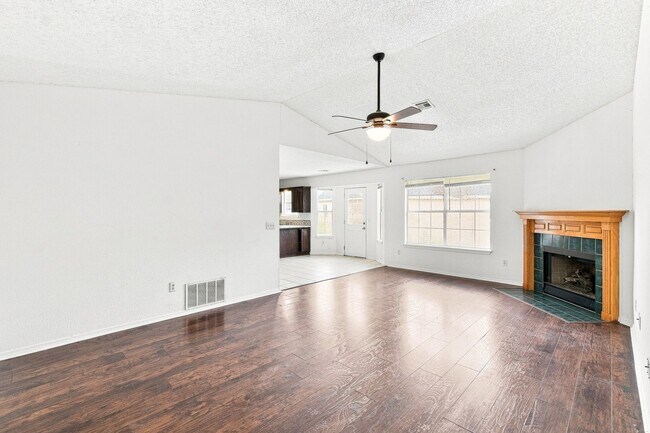 Building Photo - 4278 W Patrick St