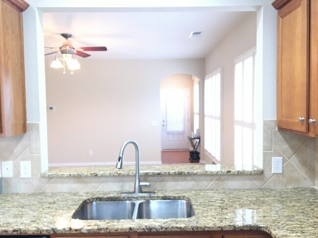 Foto del edificio - 2026 Hudson Ln
