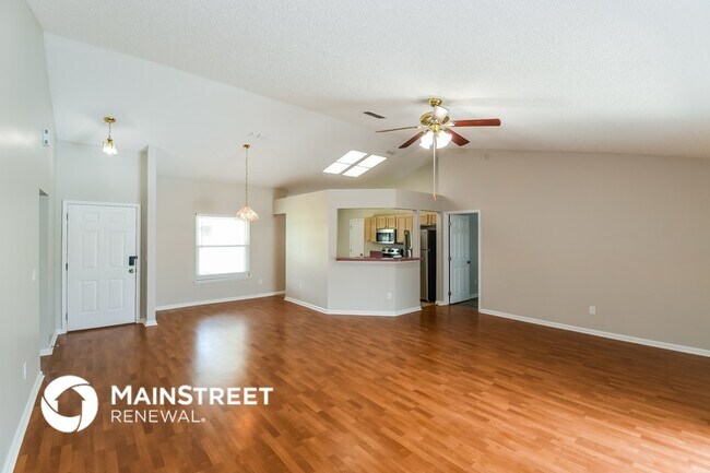 Building Photo - 605 Abbey Ct