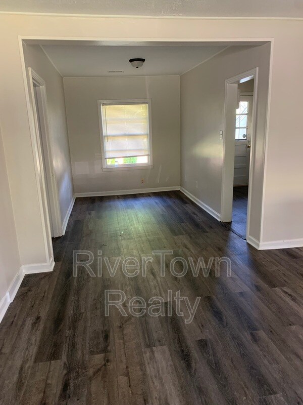 Foto del edificio - 7703 Marvin Rd