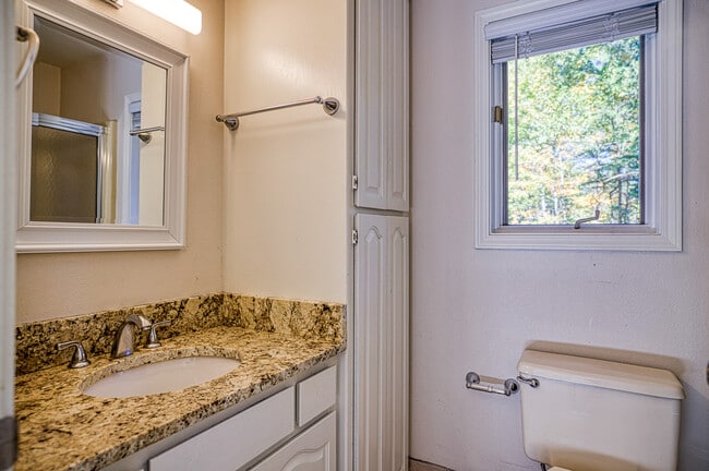 Building Photo - 67 Canaria Way