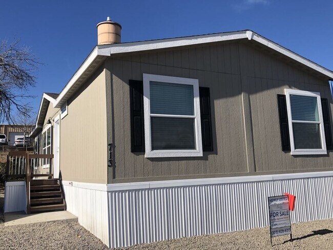 Building Photo - 1801 W 92nd Ave