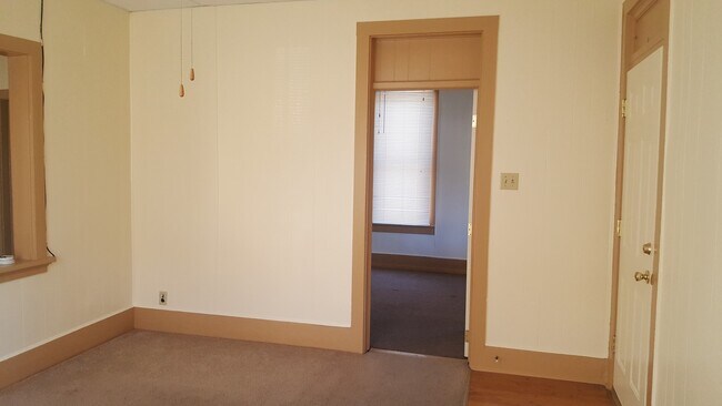 Foto del edificio - 2 bedroom 1 bath home