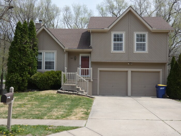 Primary Photo - Beautiful Home in Smithville!