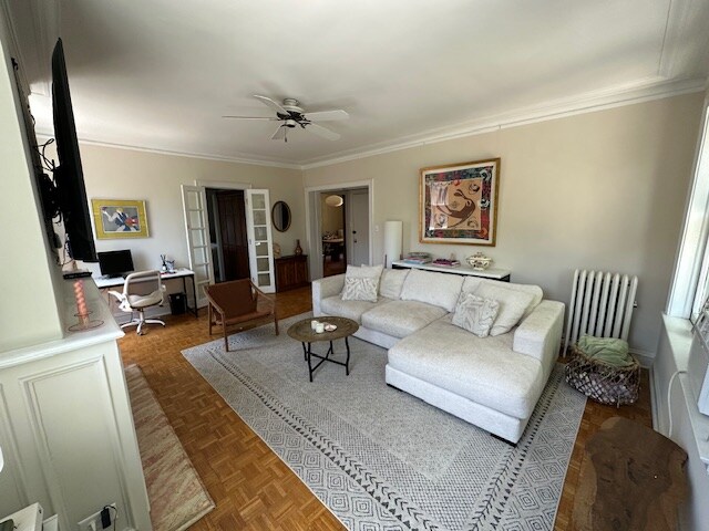 Building Photo - 3600 N Pine Grove Ave