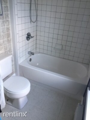 Foto del edificio - 532 Carpenter Ln