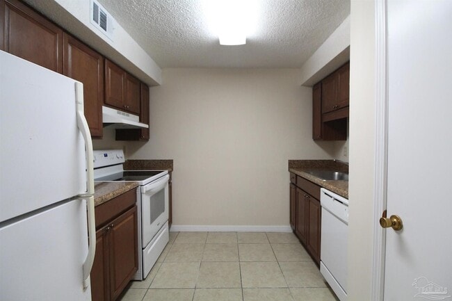 Foto del edificio - 9618 Sandpiper St