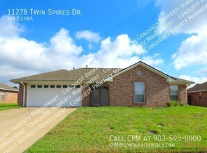 Building Photo - 11278 Twin Spires Dr