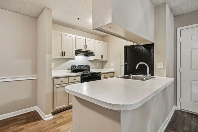 Building Photo - Flats at Riverview