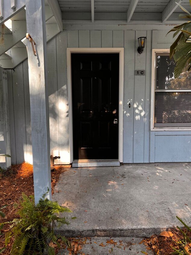 Primary Photo - 2-Bedroom Rental on Ladies Island