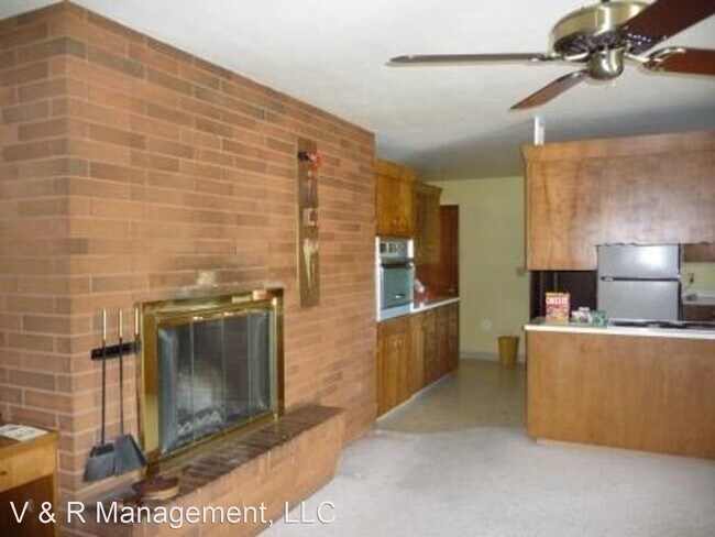 Building Photo - 3 br, 2 bath House - 785 Dian Ave NW