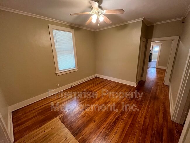 Foto del edificio - 2187 Court Ave