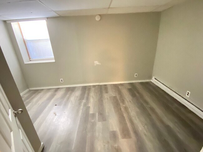 Foto del edificio - 715 N 10th St