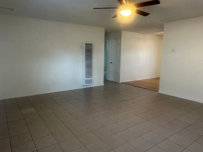 Foto del edificio - 21604 Loop St