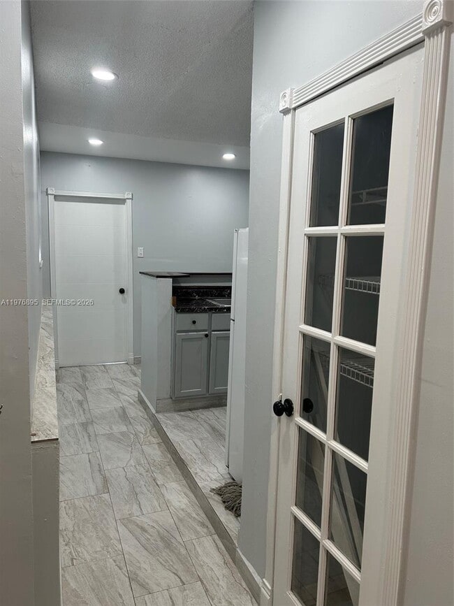 Foto del edificio - 3800 NW 197th St