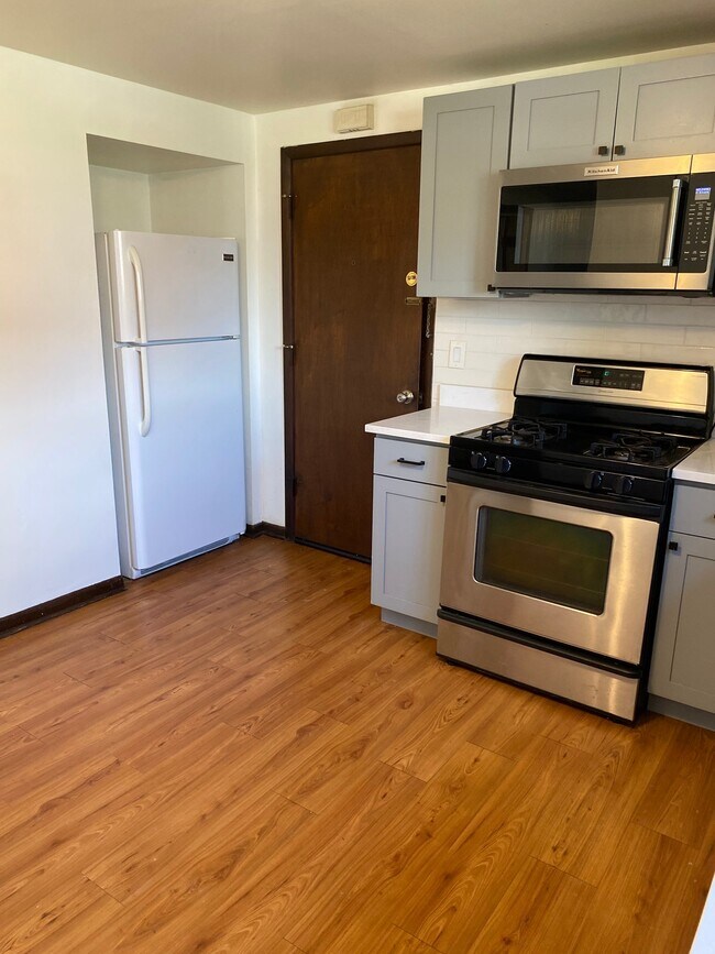 Foto del edificio - 6819 W 79th St